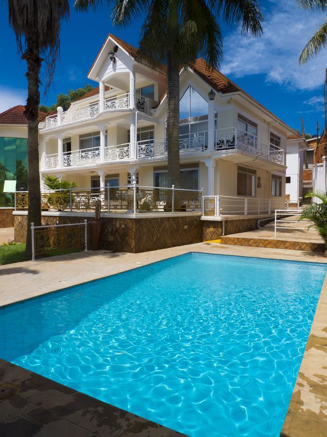 Ivory Castle Limited Ξενοδοχείο Καμπάλα Εξωτερικό φωτογραφία