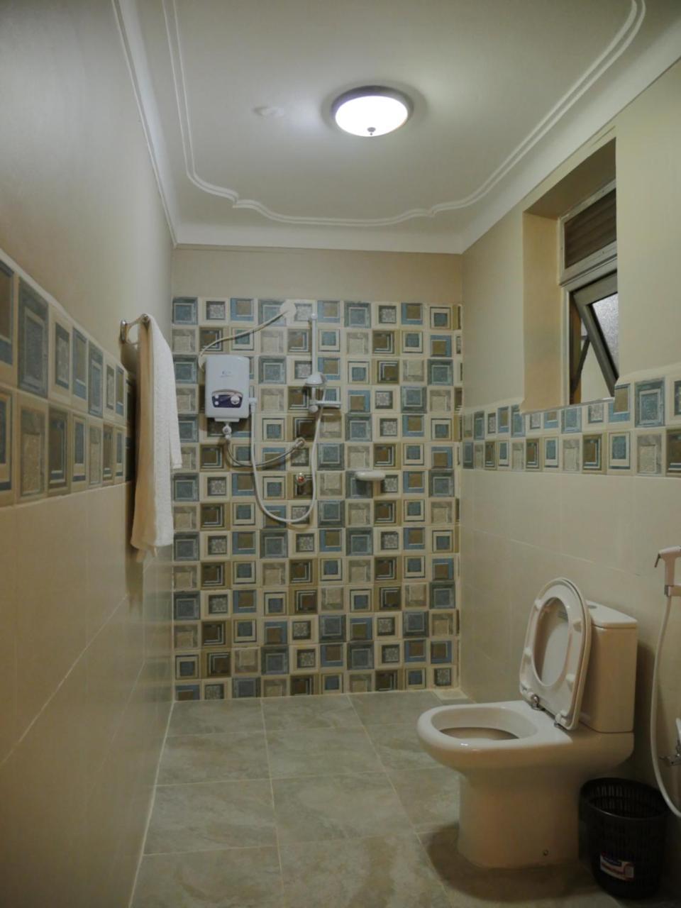 Ivory Castle Limited Ξενοδοχείο Καμπάλα Εξωτερικό φωτογραφία